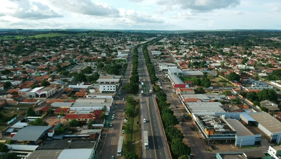TCE aponta irregularidades em contratações da Prefeitura de Guaraí e aplica multa à prefeita