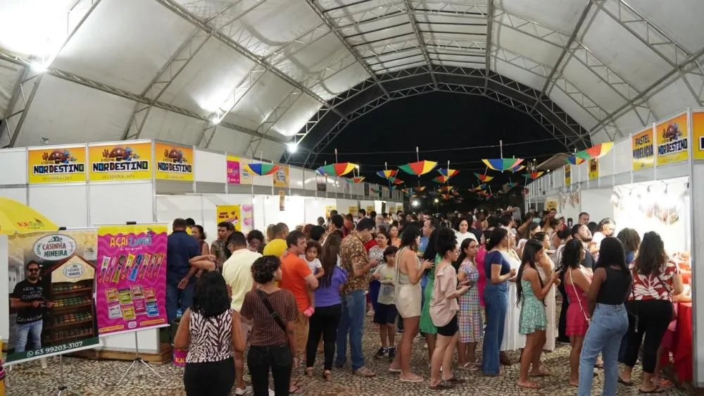 Estrutura do festival reúne gastronomia, cultura e empreendedorismo, movimentando a economia regional durante a programação
