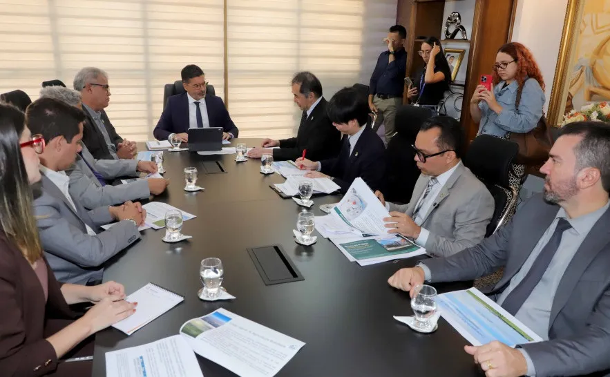 Autoridades do Tocantins recebem o embaixador do Japão em agenda institucional no Palácio Governador José Wilson Siqueira Campos, em Palmas. | Foto: Aldemar Ribeiro/Governo do Tocantins